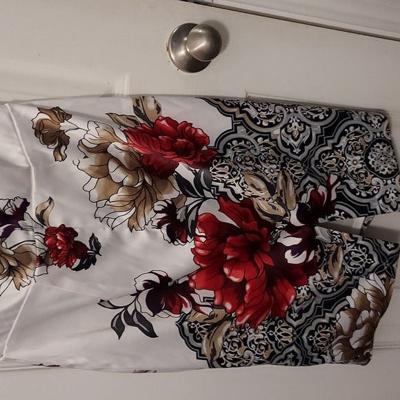 White house black market satin dress - Picture 6 of 6